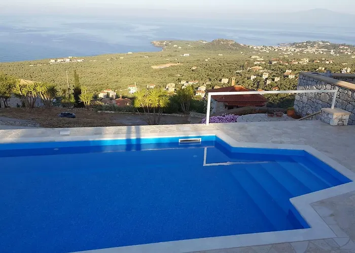 Rathimata Villa Stoúpa