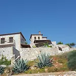 Villa Rathimata
