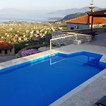 Villa Rathimata