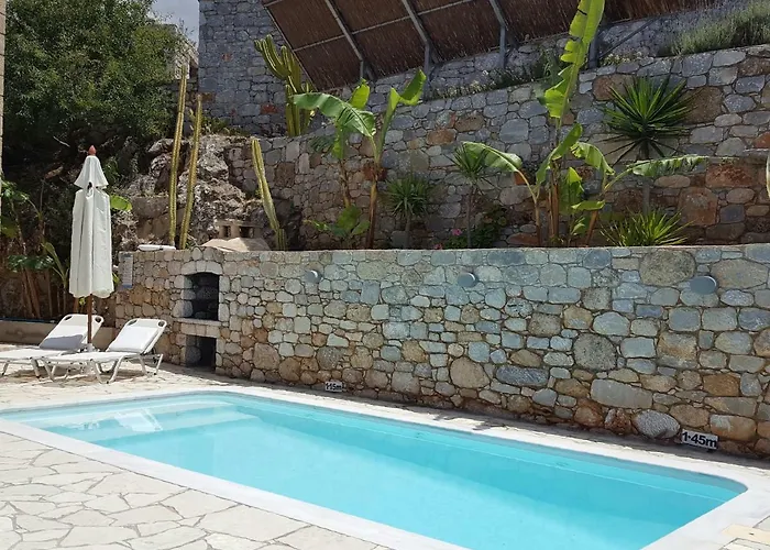 Rathimata Villa Stoúpa